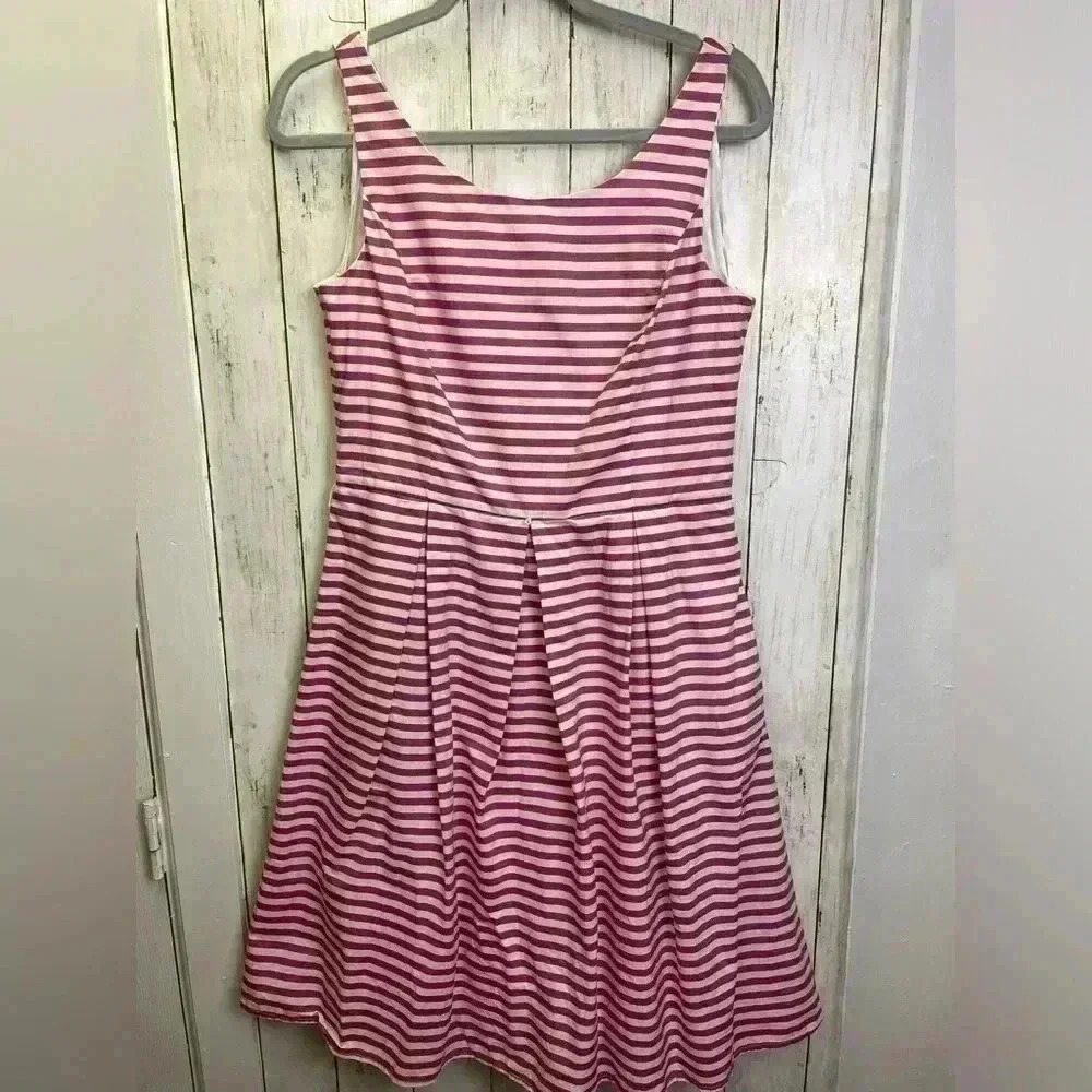 JNY Jones New York Dress Size 10 100%Cotton with Pockets